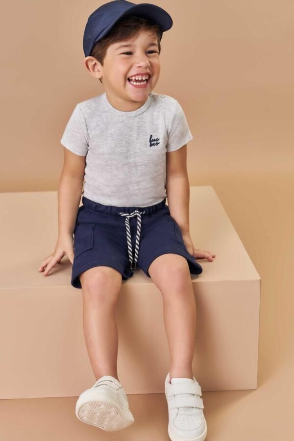 Luc.boo - Conjunto de body em canelado liz e bermuda em moletom sem pelúcia.