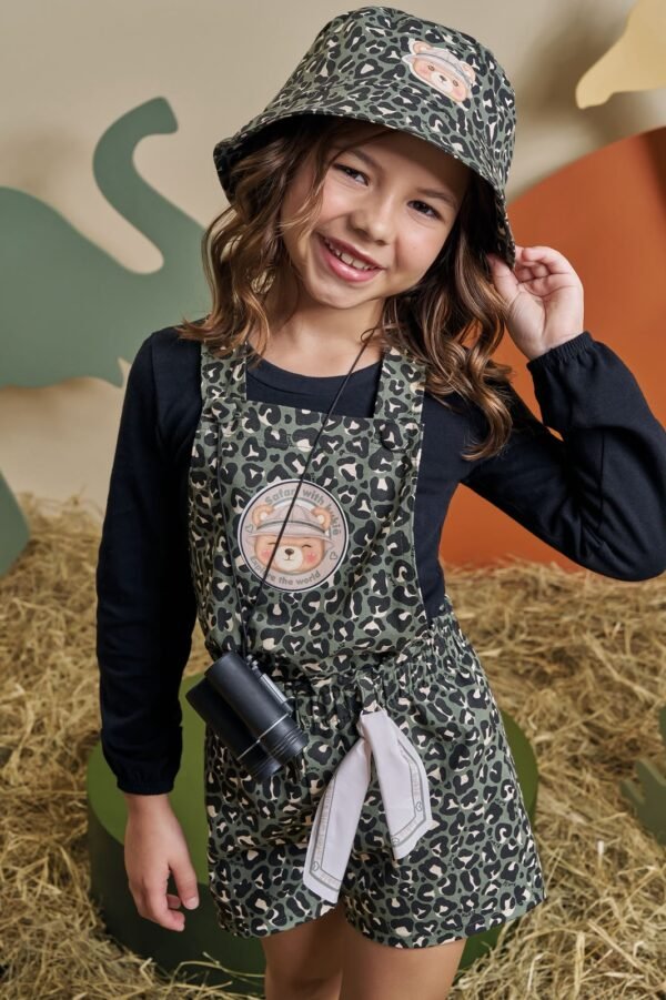 Conjunto de blusa em cotton e jardineira em sarja com elastano ref: 90675